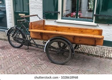 280 Dutch Cargo Bike Images, Stock Photos & Vectors | Shutterstock