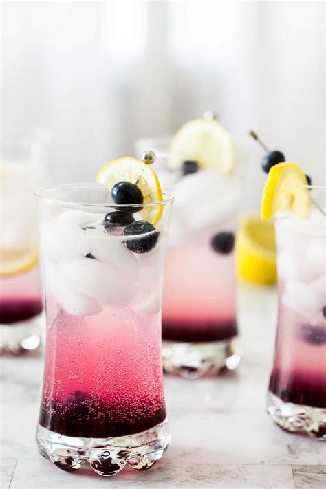 Blueberry Vodka Lemonade Cocktail