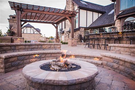 Backyard Fire Pits: The Ultimate Guide to Safe Design, Sizing and ...