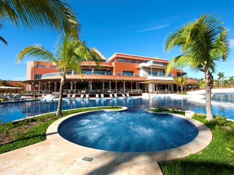 Barcelo Bavaro Palace - Punta Cana | STSVacations