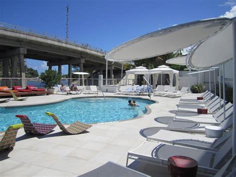 pool - Picture of Waterstone Resort & Marina Boca Raton - a DoubleTree ...