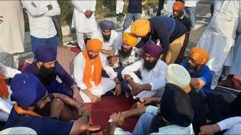 Behbal Kalan firing: Victim’s kin to block Bathinda-Amritsar highway on ...