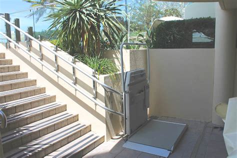 Curved Platform Stair Lift Brisbane & Queensland | AXIS Lifts