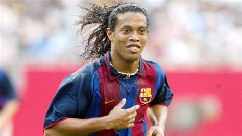 19 July 2003: Ronaldinho arrives