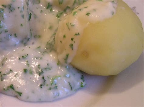 Parsley sauce recipe British recipes from The cook's Wiki