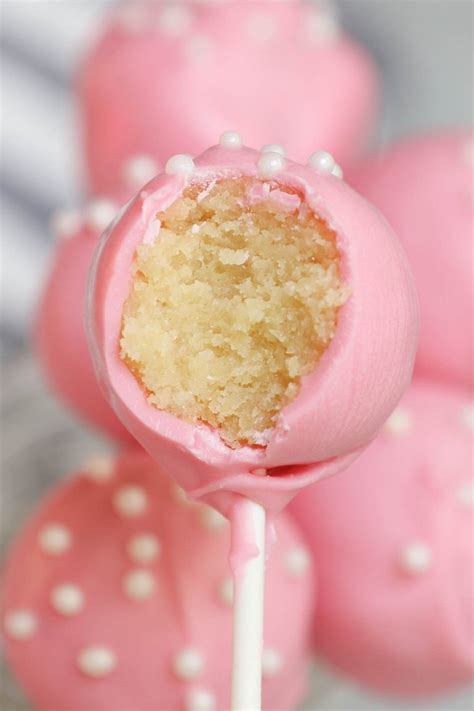 Starbucks Cake Pops Copycat (Easy Birthday Vanilla Cake Pop Recipe ...