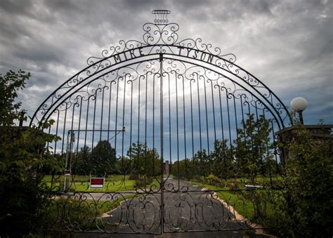 14 Photos of Mike Tyson's Abandoned Ohio Mansion | Cleveland ...