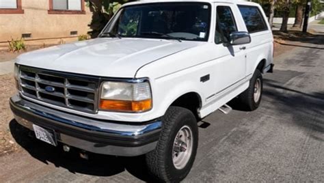 Someone Just Bought the Infamous O.J. Simpson White ’93 Ford Bronco ...