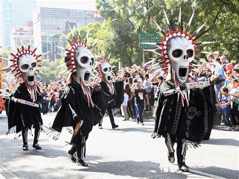 Pin de Jen en Dia De Los Muertos | Noche de muertos, Fiesta dia de ...