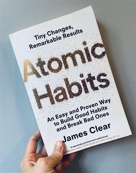 Atomic habits james clear - playpasa