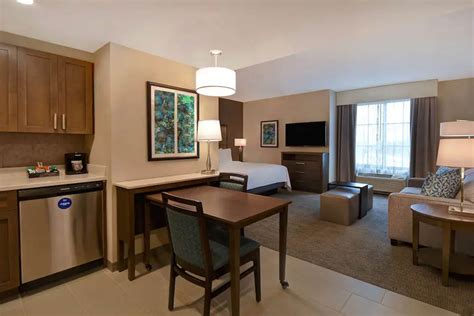 Homewood Suites by Hilton Flamingo Crossing Rooms