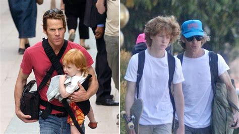 Julia Roberts, Danny Moder Son Phinnaeus: Photos Growing Up | Closer Weekly