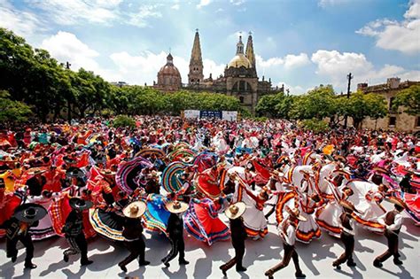 Establecen récord Guinness de danza folclórica en Guadalajara – Misión ...