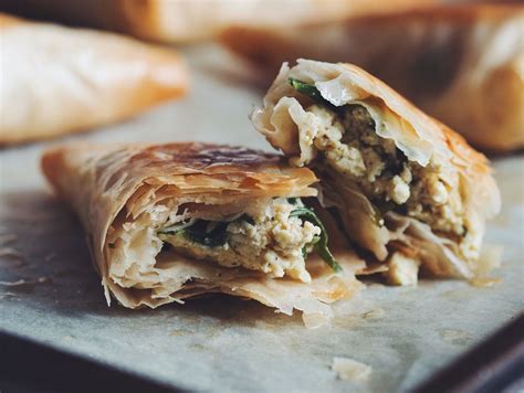 spinach & feta phyllo triangles | Recipe | Spinach and feta, Vegan ...