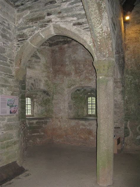 Berry Pomeroy Castle (English Heritage)