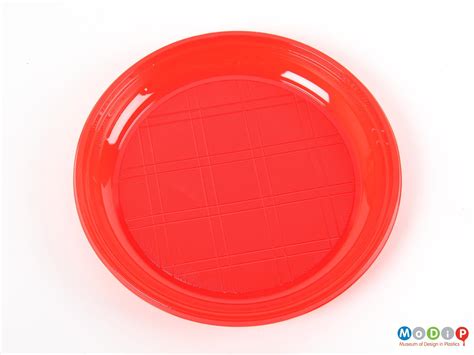 Disposable plates | Museum of Design in Plastics