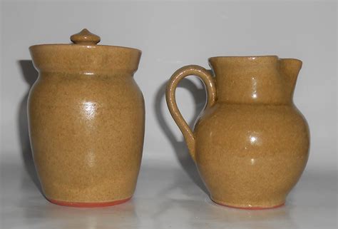 Old Time Pottery Wheel Thrown Creamer & Sugar W/lid