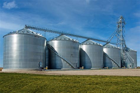 On-Farm Grain Bins - Brock Grain