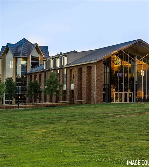 East Carolina University (ECU) Health Sciences Campus Student Center ...