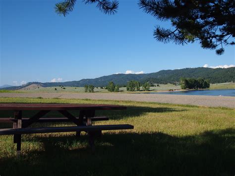 A Group Bike Tour Around Lake Cascade, Idaho