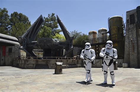 Disney Star Wars land opening: What we learned from California