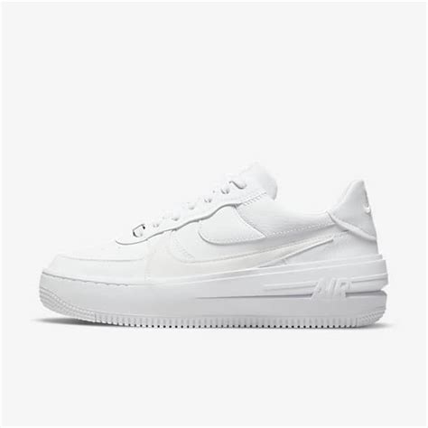 Womens Air Force 1 Lifestyle Platform Shoes. Nike.com