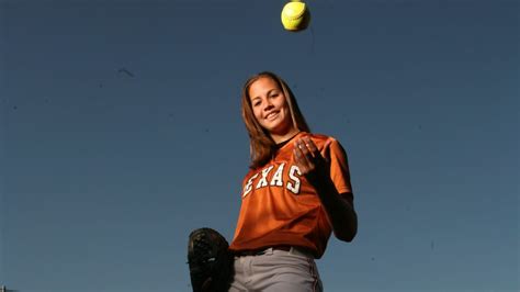 The best Women's College World Series moments and NCAA softball players ...