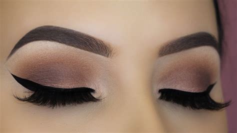 Easy Brown Matte Eye Makeup Tutorial | Matte eye makeup, Brown eye ...