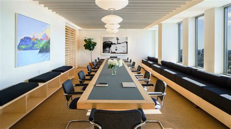 10 conference rooms for every type of meeting