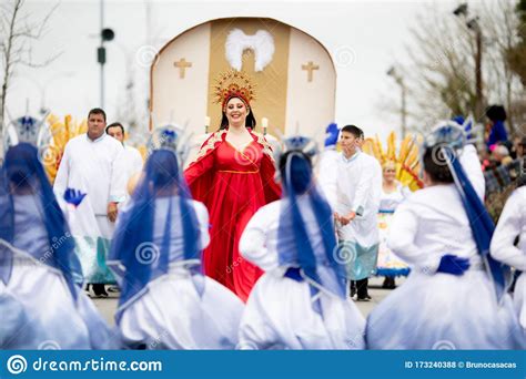 Carnaval De Ovar, Portugal. Desfile De Cor E Alegria Editorial Stock ...