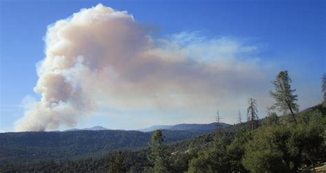 Oak Fire Continues To Push Northeast, Evacuations And Advisories Issued ...