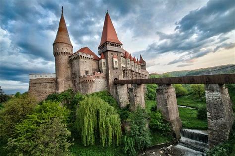 Hunedoara Region and Corvin's Castle - Sibiu Guide Nico