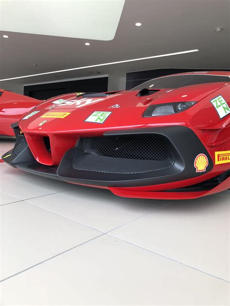 Ferrari 488 GTE EVO : r/carporn