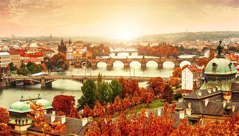 Autumn City Wallpapers - Top Free Autumn City Backgrounds - WallpaperAccess