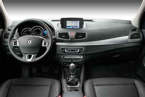 Renault Fluence review 2012