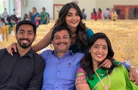 Actress Pooja Hegde family photos – Lovely Telugu