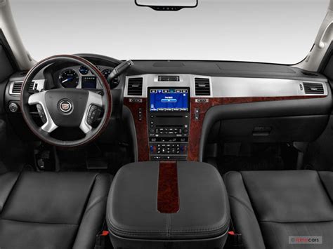 2012 Cadillac Escalade EXT Interior | U.S. News & World Report