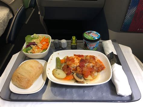 Review: Delta 767-300 Business Class Honolulu to Los Angeles - Live and ...