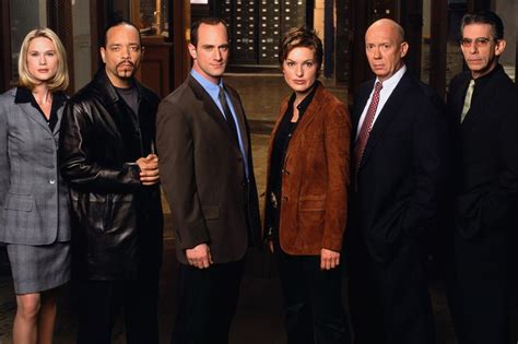 See The Original Cast of 'Law & Order: SVU': Then and Now