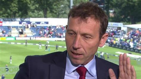 Former England Cricketer Michael Atherton backs India to perform