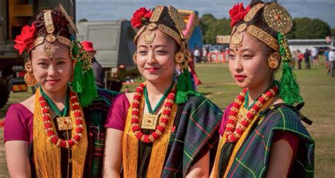 Nepali Dance | Classical and folk dances of Nepal | Nepalese Dance