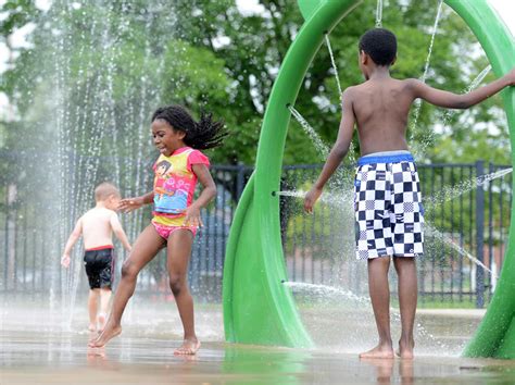 Splash pads around Connecticut to help kids cool off