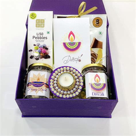 Best Diwali Gift Ideas With Chocolates, Dry Fruits & Nuts