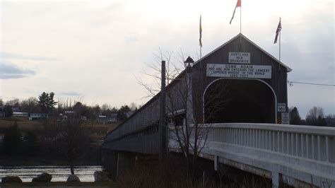 Longest Covered Bridge in the World - Hartland, NB | Covered bridges ...