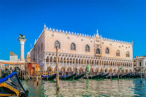 Take a Tour of the Famous Venice Architecture