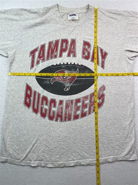 Vintage 1997 NFL Tampa Bay Buccaneers Football Team L… - Gem