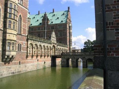 Hillerod, Denmark - Picture of Frederiksborg Castle, Hillerod - TripAdvisor