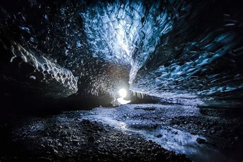 Photos: Iceland's incredible ice caves