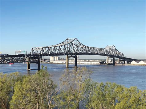 New Mississippi River bridge at Baton Rouge remains studied | Eunice News