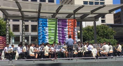 Alta Loma Middle School Band Plays Union Square with Director Mr ...